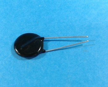 GE Fanuc A50L-2001-0155A-20D431 SURGE ABSORBER CAPACITOR  - изображение 1