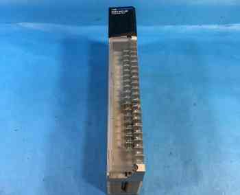 Schneider Electric SCHNEIDER AUTOMATION INC 140-DDO-843-00 DISCRETE OUTPUT MODULE 