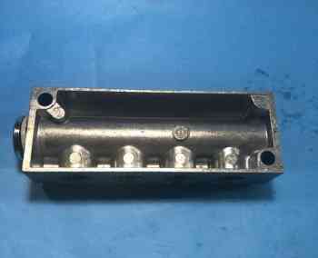 Festo FR-8-1/2 PNEUMATIC VALVE BLOCK 