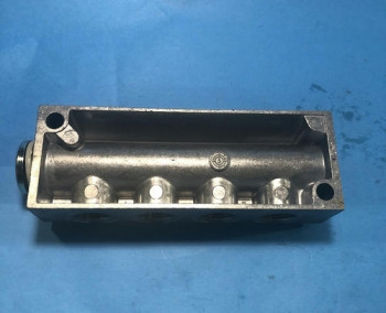 Festo FR-8-1/2 PNEUMATIC VALVE BLOCK  - изображение 1