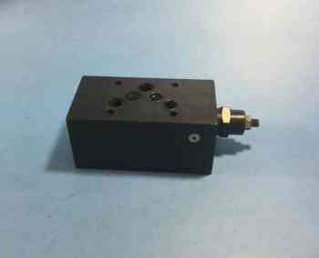 Eaton DGMX2-5-PP-AW-S-30 PRESSURE REDUCING VALVE 
