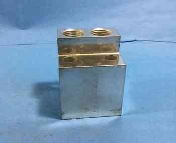 Siemens TA2-K500 SENTRON SERIES CIRCUIT BREAKER LUG TERMINAL 