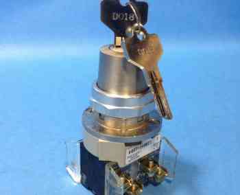 Allen Bradley 800T-J44KC1T SELECTOR SWTICH 