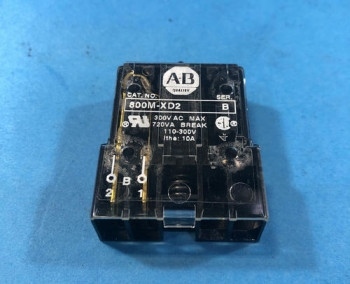 Allen Bradley 800M-XD2 SERIES B CONTACT BLOCK 22MM  - изображение 1