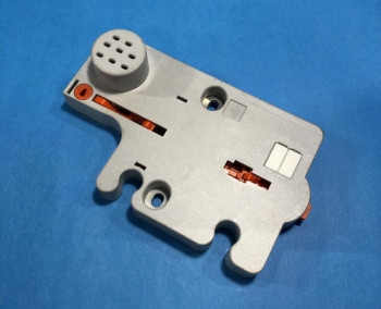 Allen Bradley PBT-GF30 OUTPUT MODULE BASE CONNECTOR PLATE  - изображение 1