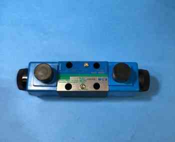 Eaton DG4V-3S-2C-M-U-B5-60 COIL 120V 