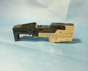 Siemens 6ES7-193-4CC20-0AA0 TERMINAL MODULE, 6ES SERIES  - изображение 1