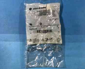 Allen Bradley 800FM-LF5 SERIES A PUSH BUTTON YELLOW 