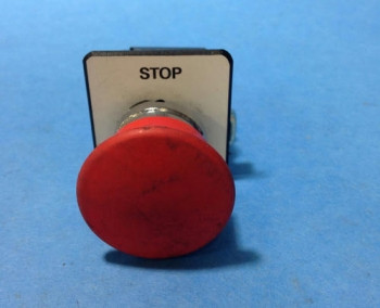 Schneider Electric BUTTON RED PLUNGER  - изображение 1