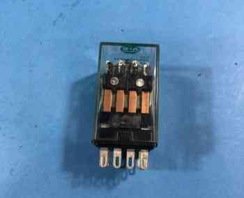 Allen Bradley 700-HC24Z24 700-HC GENERAL PURPOSE RELAY 