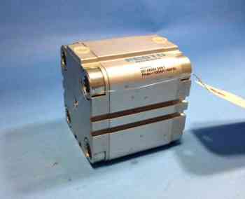 Festo ADVU-63-40-P-A PNEUMATIC CYLINDER 63MM BORE 40MM STROKE 
