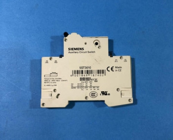 Siemens 5ST3010 AUXILIARY CIRCUIT SWITCH 1 NO / 1 NC  - изображение 1