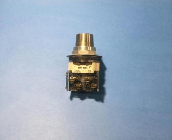 Allen Bradley 800T-H3215 CYLINDER LOCK PUSH BUTTON, SERIES T  - изображение 1