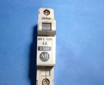 Allen Bradley 1492-CB-1-G-040 CIRCUIT BREAKER 4AMP 1POLE 277VAC  - изображение 1