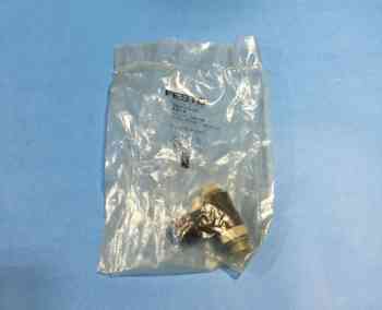 Festo GRLA-1/4-QS-8-RS-B ONE-WAY FLOW CONTROL VALVE 