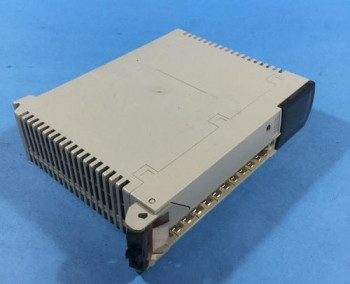 Schneider Electric SCHNEIDER AUTOMATION INC TSXDEY16A4, 16I 110/120VAC TR.BLK  - изображение 1