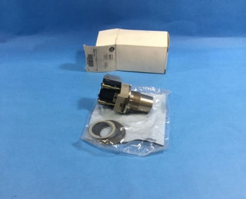 Allen Bradley 800T-J41 SELECTOR SWITCH  - изображение 1