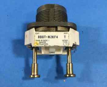 Allen Bradley 800T-N2KF4 30MM SELECTOR SWITCH 800T PB 