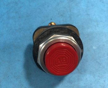 Allen Bradley 800T-B PUSH BUTTON, 30.5MM EXTENDED  - изображение 1