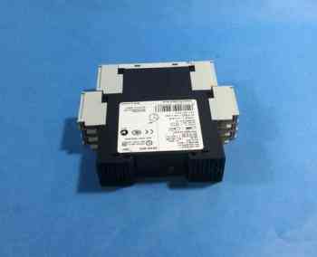Siemens 3RP1505-1BP30 TIME DELAY RELAY, MULTI FUNCTION 