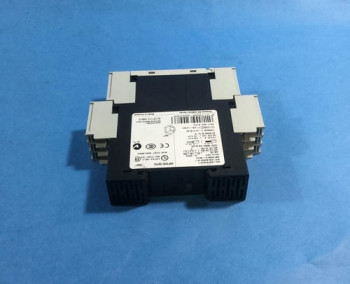 Siemens 3RP1505-1BP30 TIME DELAY RELAY, MULTI FUNCTION  - изображение 1