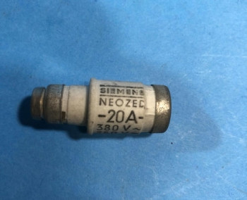 Siemens 20A NEOZED FUSE LINK, 380V 250V, GL  - изображение 1