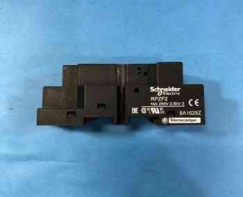 Schneider Electric RPZF2 RELAY SOCKET 
