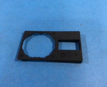 Schneider Electric ZBZ 33 LEGEND PLATE HOLDER 22MM  - изображение 1