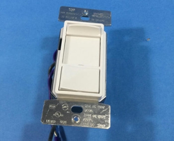 Eaton WBSD-010SLD-W 0-10 VOLT SLIDE DIMMER  - изображение 1