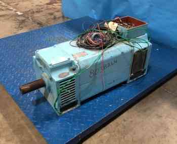 Siemens 1 GG5136-0GF40-6SU1-Z SERVO MOTOR 