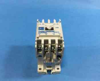 Eaton D15CR22AB CONTROL RELAY, 4-P 2NO/2NC, 120VAC COIL 