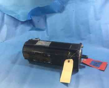 Allen Bradley 1326AB-B420H-21-K4,SERVO MOTOR 5.6AMP 24VDC 6000RPM 