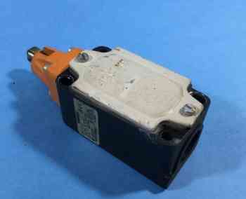 Siemens 3SE3-120-1D LIMIT SWITCH 