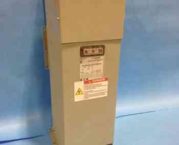 Eaton 3043PMURF 30 KVAR 480V 3PH W/ITS & FUSES FIXED CAPACITOR 