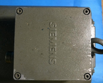Siemens 1FT5102-0AC01-9-Z SERVO MOTOR, 144V  - изображение 1