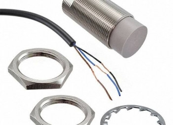 Omron E2E-X18MB2L30 5M  - изображение 1